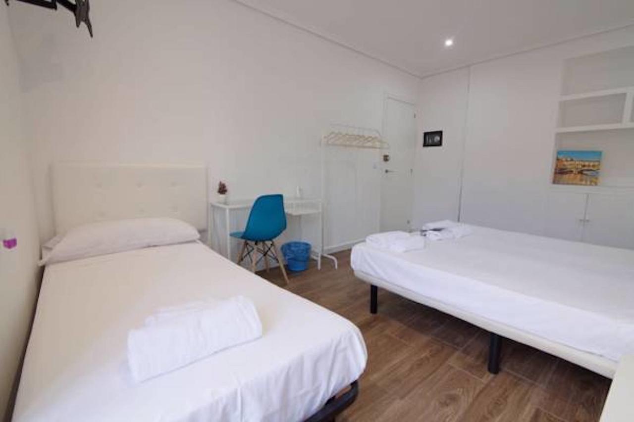 El Magnanimo Rooms & Breakfast Valenza Esterno foto