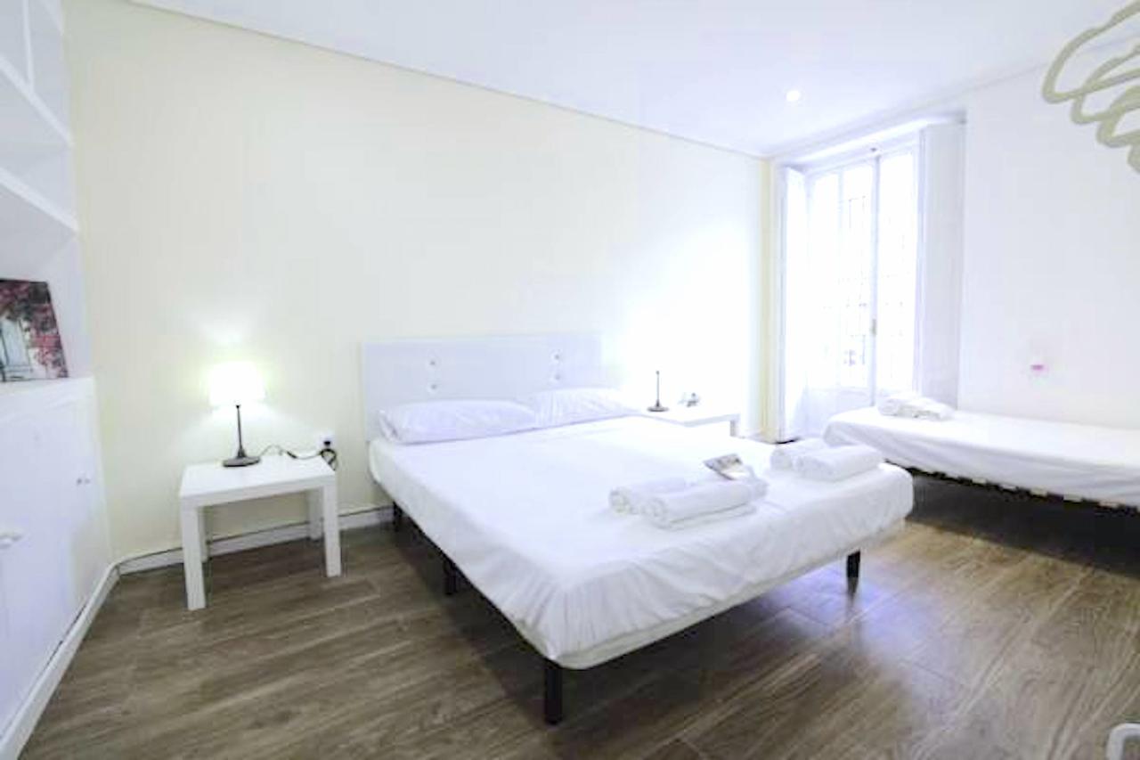 El Magnanimo Rooms & Breakfast Valenza Esterno foto