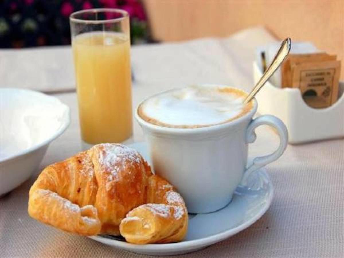 El Magnanimo Rooms & Breakfast Valenza Esterno foto